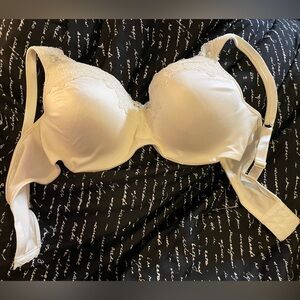 NWOT Playtex Cream Padded Bra with Underwire Support